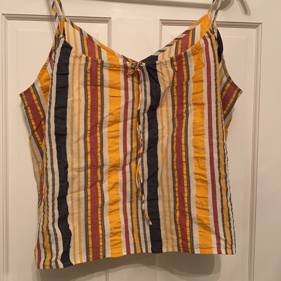 Linen Tank - Picture 2 of 2